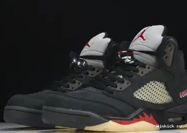 Jordan 5 “Off Gore-Tex Noir” Air 0704